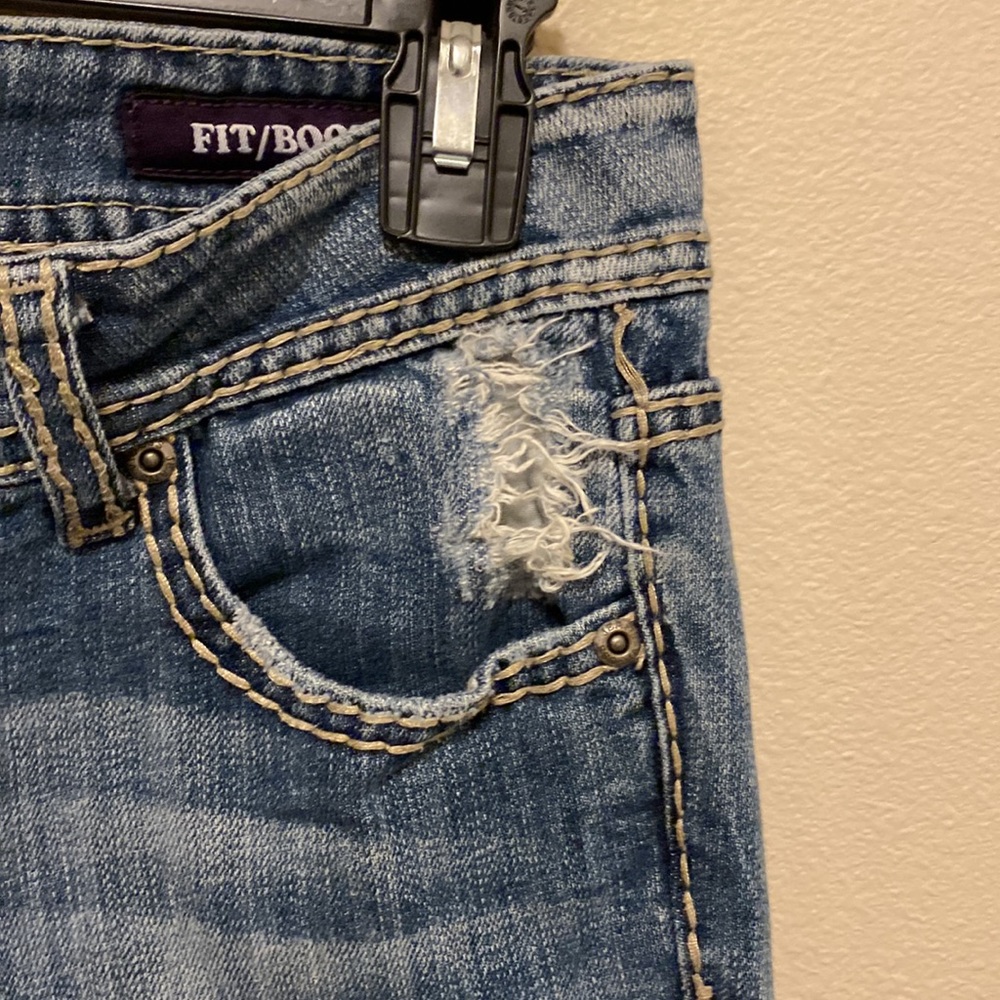 Vigoss Collection Distressed Bootcut Jeans - Picture 8 of 8